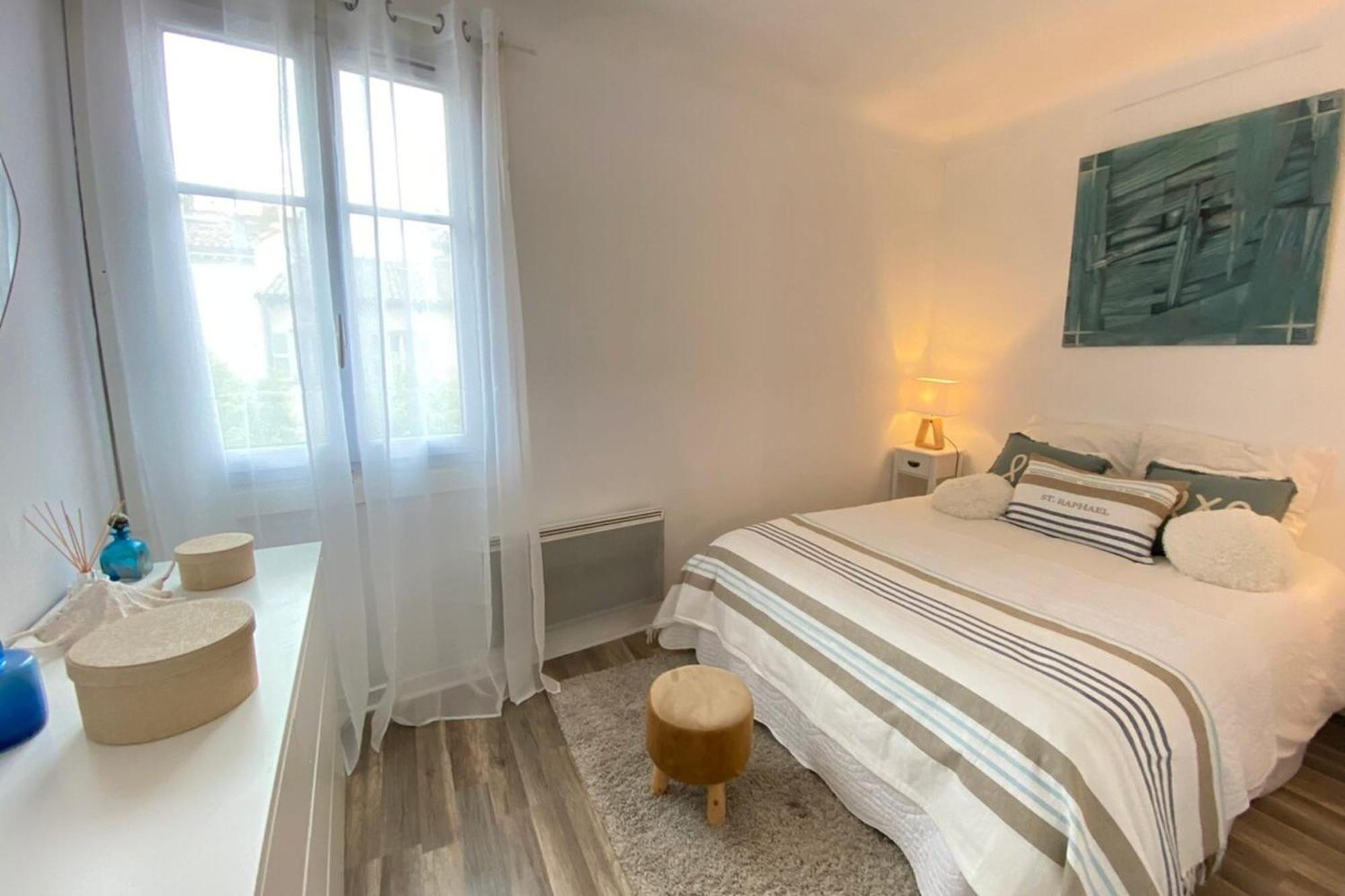 Appartamento 06M - Old Antibes Beautiful Duplex Terrace With Sea View Esterno foto