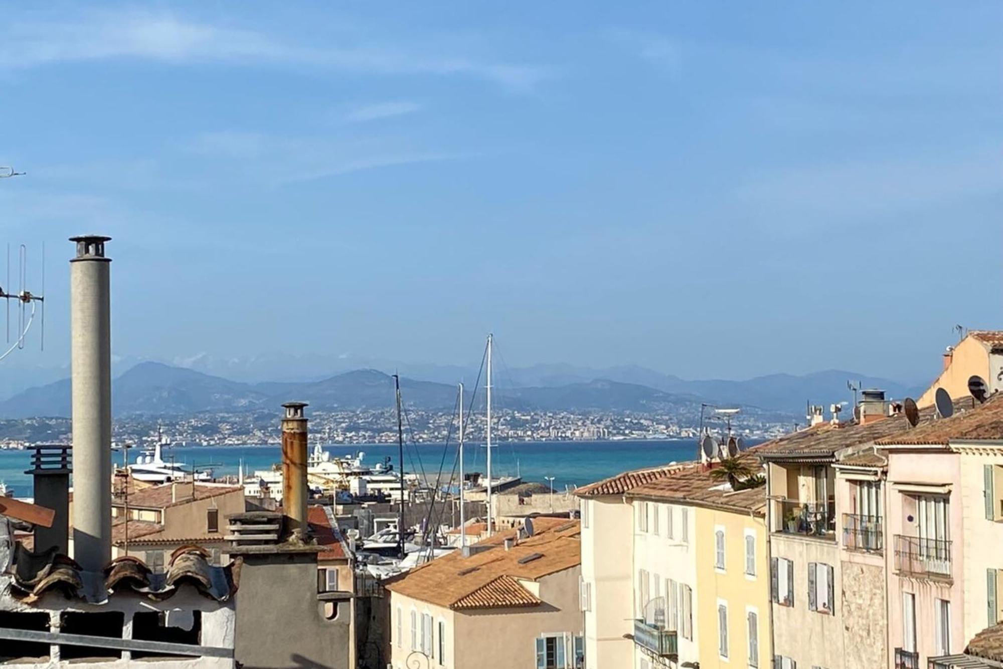 Appartamento 06M - Old Antibes Beautiful Duplex Terrace With Sea View Esterno foto