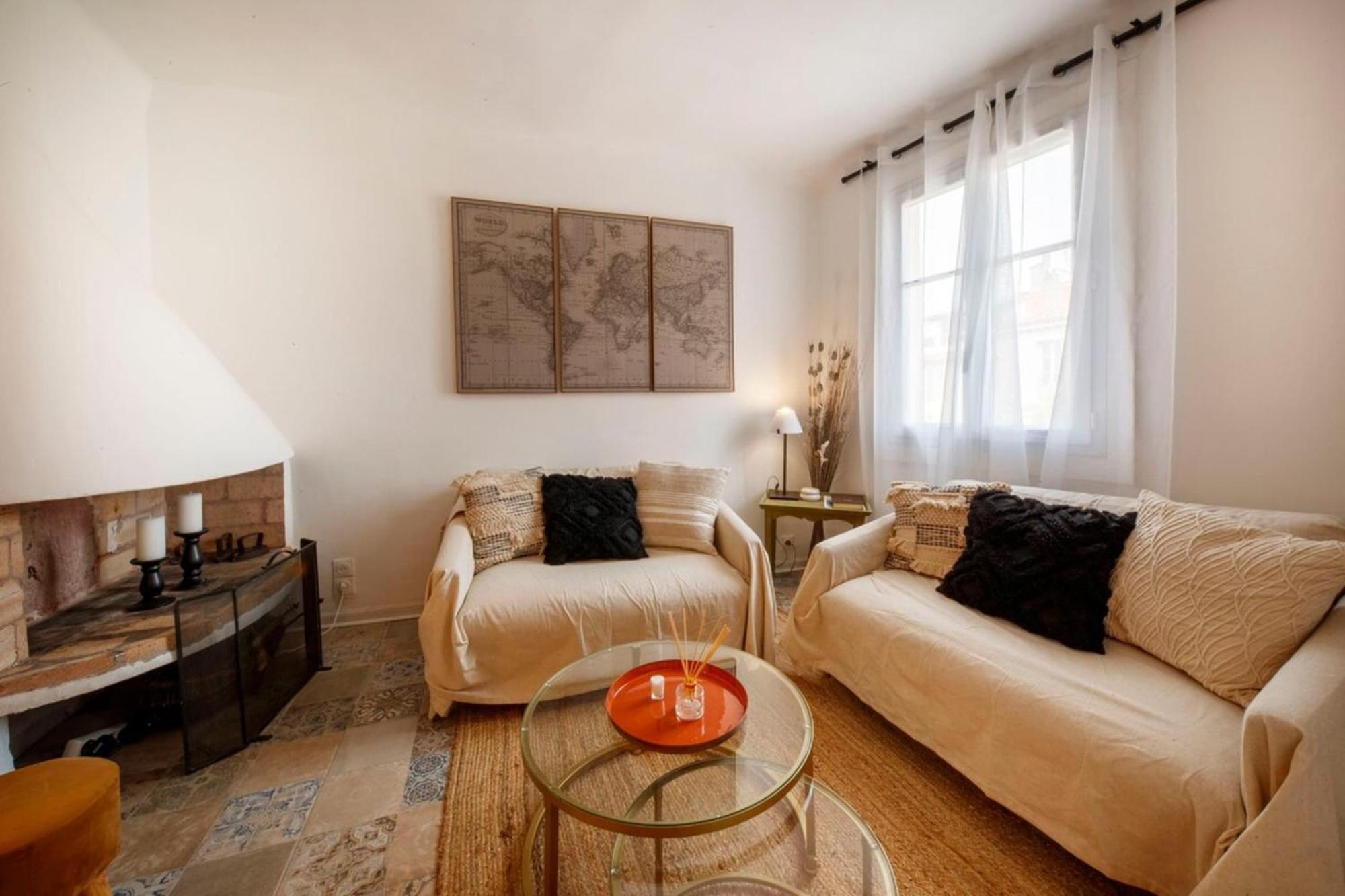 Appartamento 06M - Old Antibes Beautiful Duplex Terrace With Sea View Esterno foto